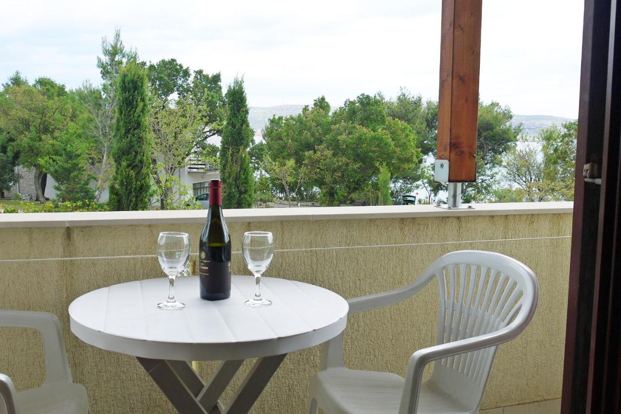 Paklenica Sport Apartments Starigrad Paklenica Eksteriør billede