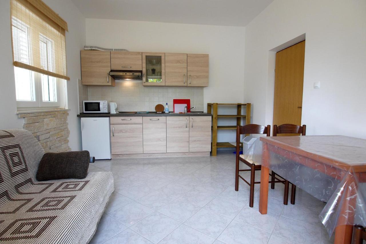 Paklenica Sport Apartments Starigrad Paklenica Værelse billede