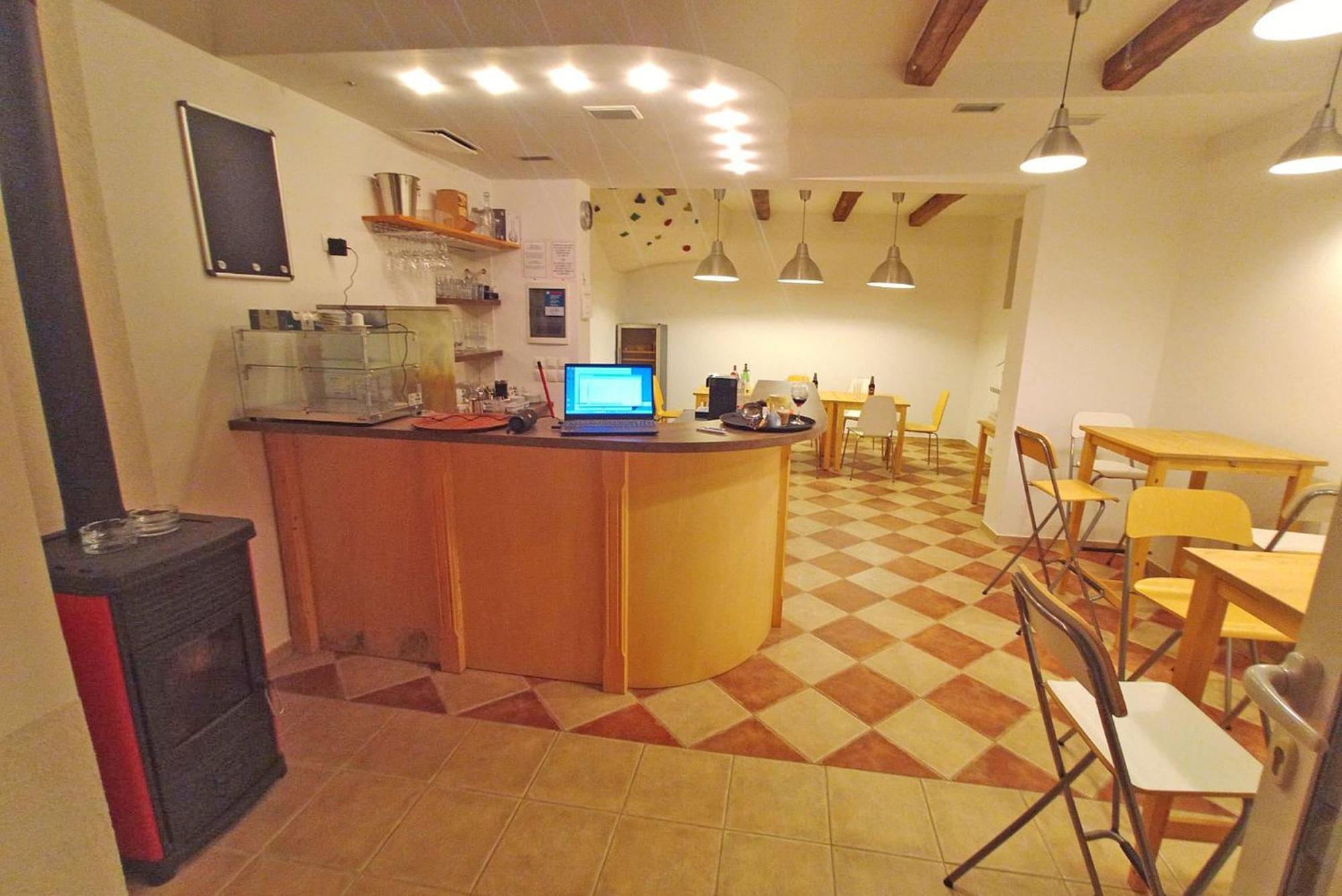Paklenica Sport Apartments Starigrad Paklenica Eksteriør billede