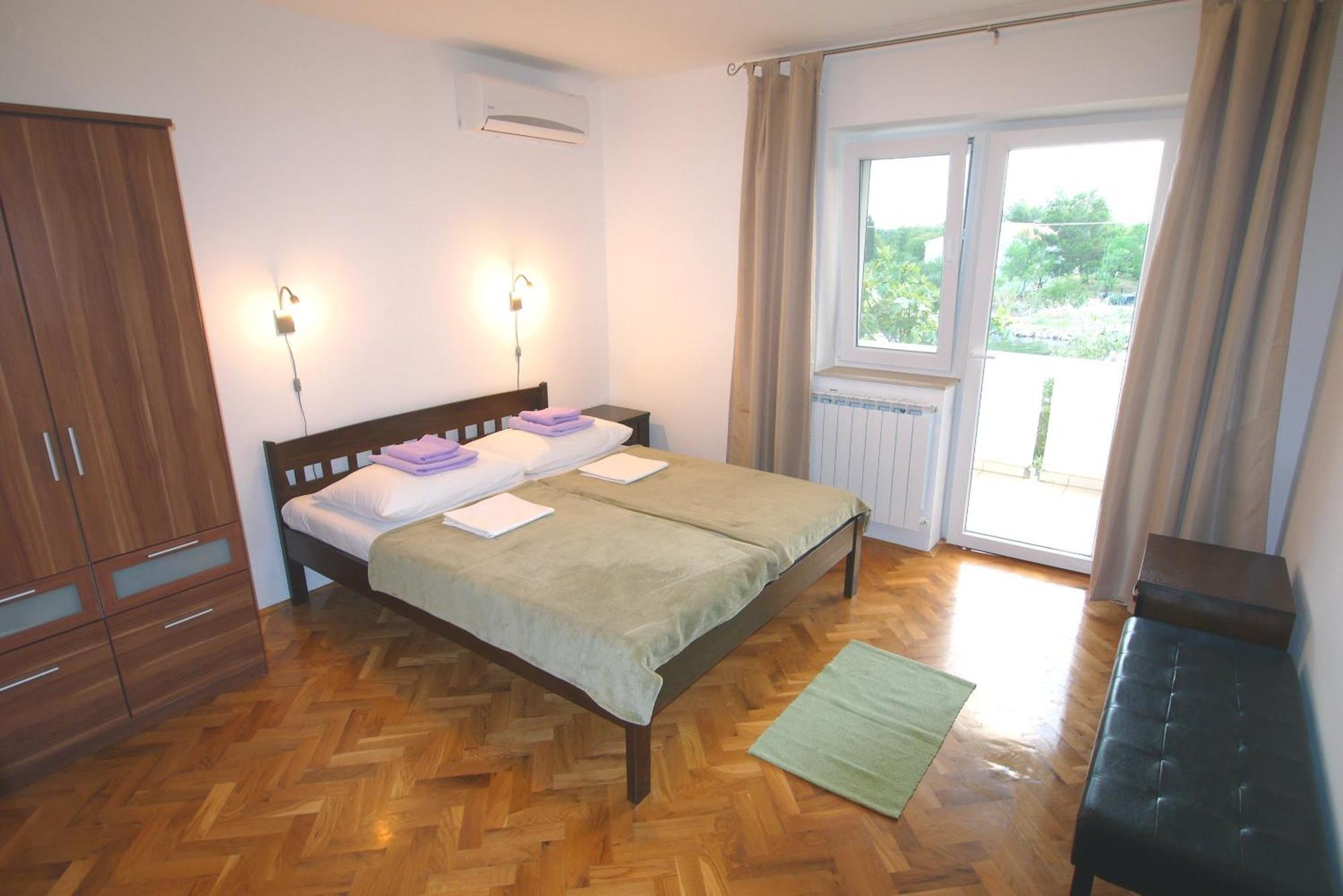 Paklenica Sport Apartments Starigrad Paklenica Værelse billede