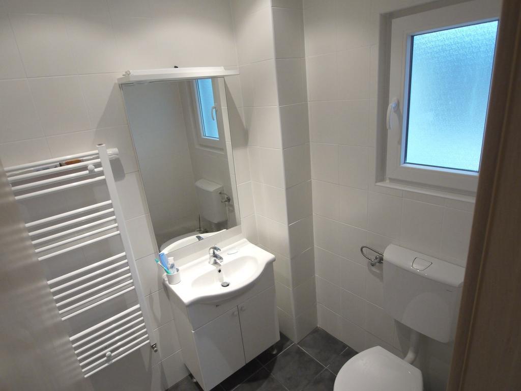 Paklenica Sport Apartments Starigrad Paklenica Eksteriør billede