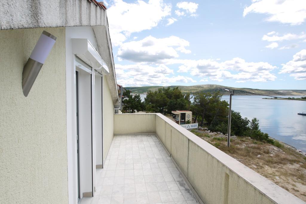 Paklenica Sport Apartments Starigrad Paklenica Værelse billede