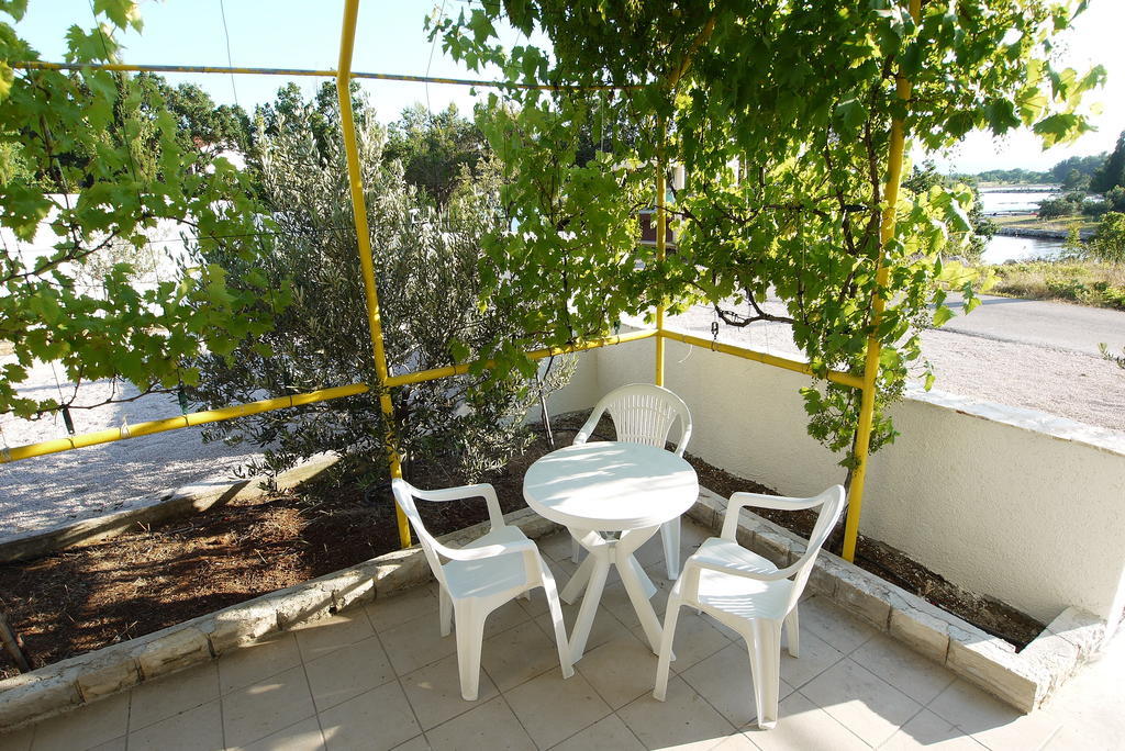 Paklenica Sport Apartments Starigrad Paklenica Værelse billede