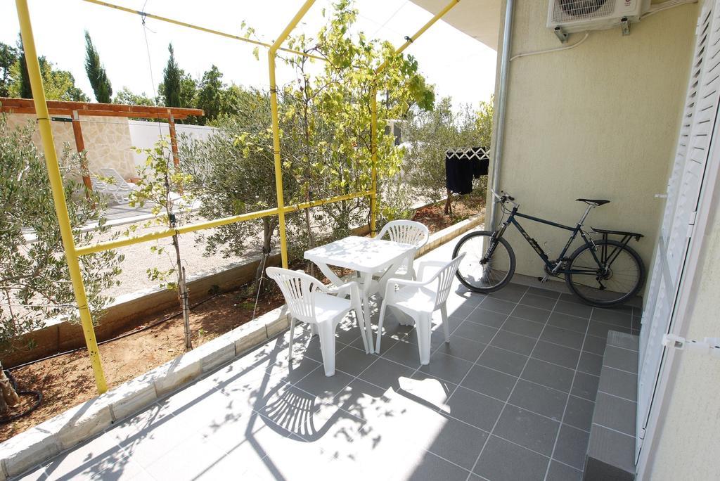 Paklenica Sport Apartments Starigrad Paklenica Værelse billede