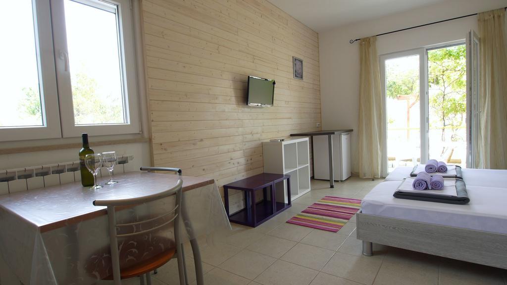 Paklenica Sport Apartments Starigrad Paklenica Værelse billede