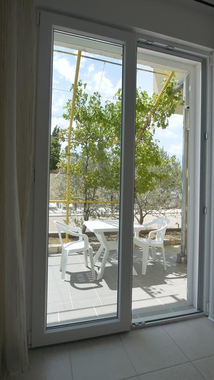 Paklenica Sport Apartments Starigrad Paklenica Eksteriør billede